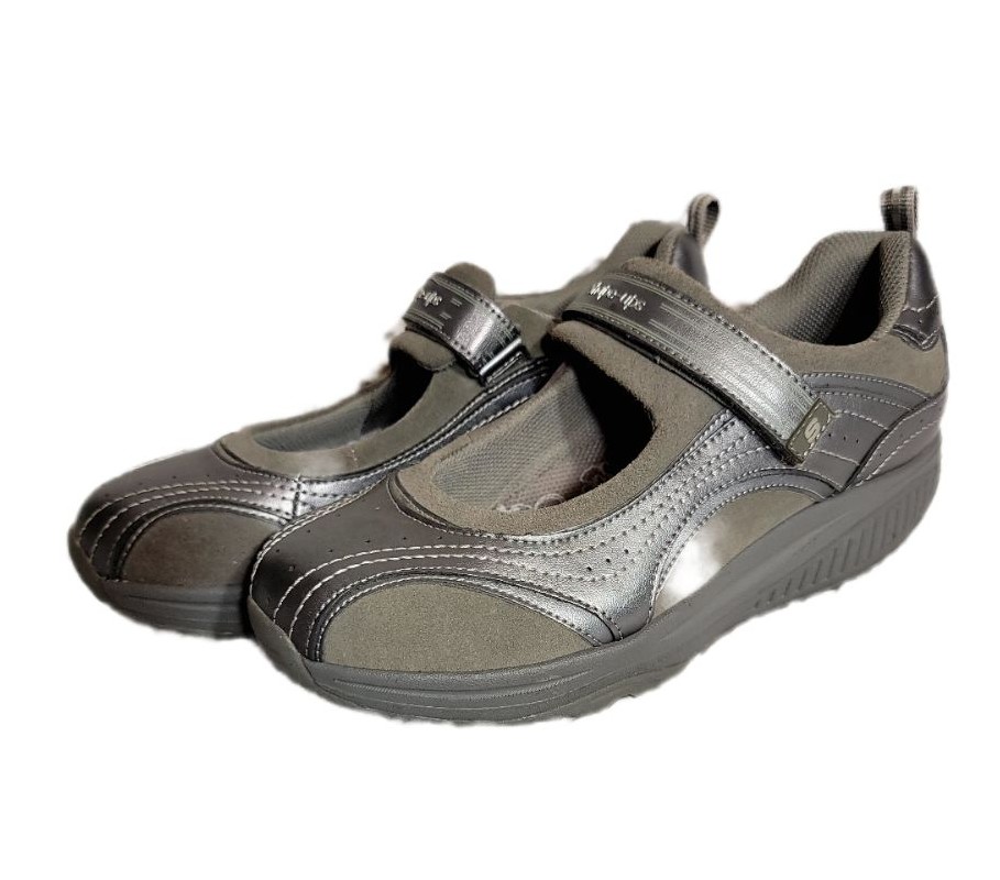 SKECHERS Mary Jane Shoes | Mercari