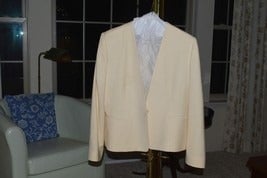 Evan Picone Wool Blend Suit, Ivory, 12