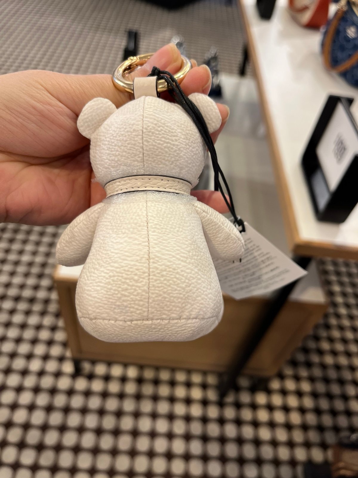 【Coach】Collectible Bear Bag Charm In Signature Canvas Coach Bear Keychain Leather Limited Edition Collectible Bag