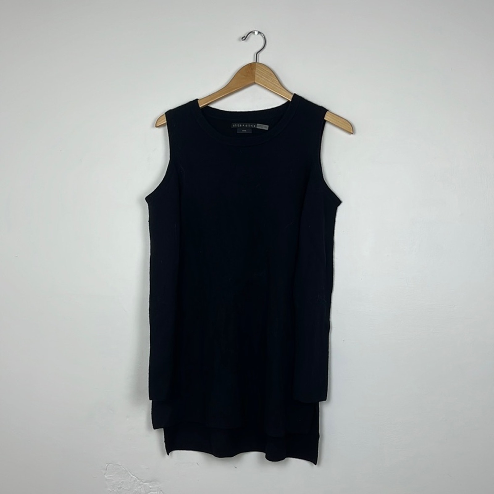 Alice + Olivia Wool/Cashmere Blend Peek Shoulder Sweater