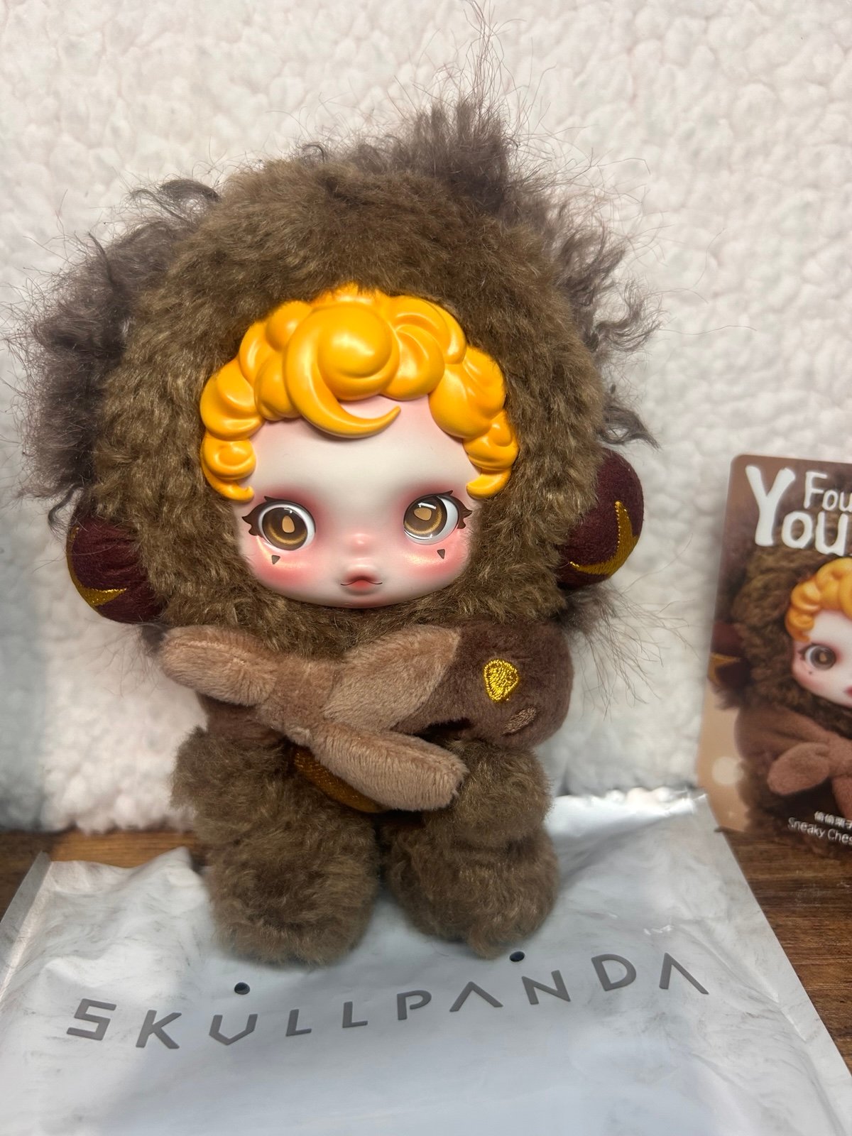 skullpanda- sneaky chestnut.