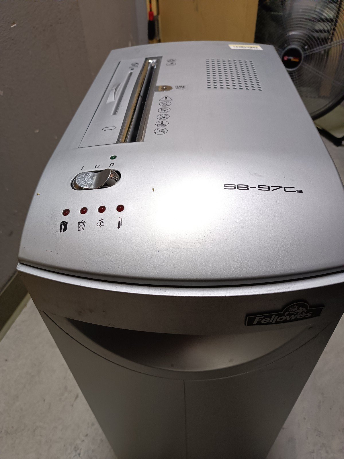 Fellows SB-97C shredder