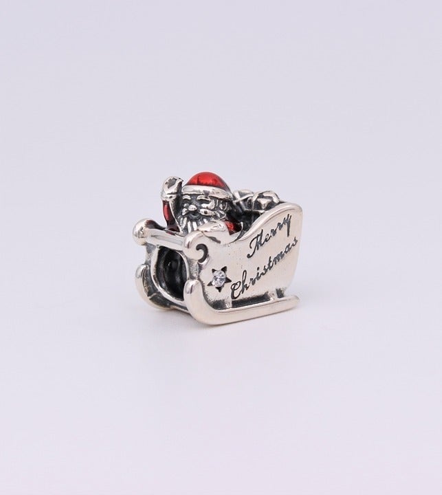 New PANDORA Sleighing Santa Merry Christmas Charm