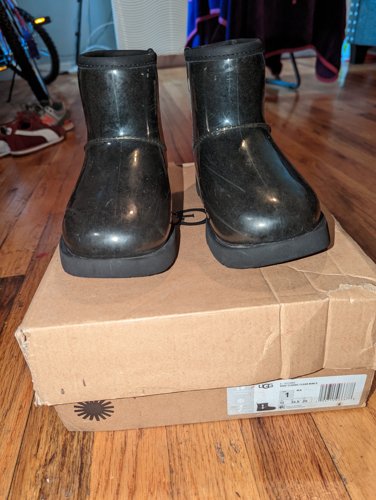 Ugg Rain Boots kids sIze 1