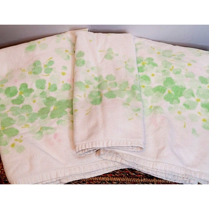 Vintage 70s Halston For Fieldcrest Towel Set of 3 Green Floral Light Pink 2 Bath