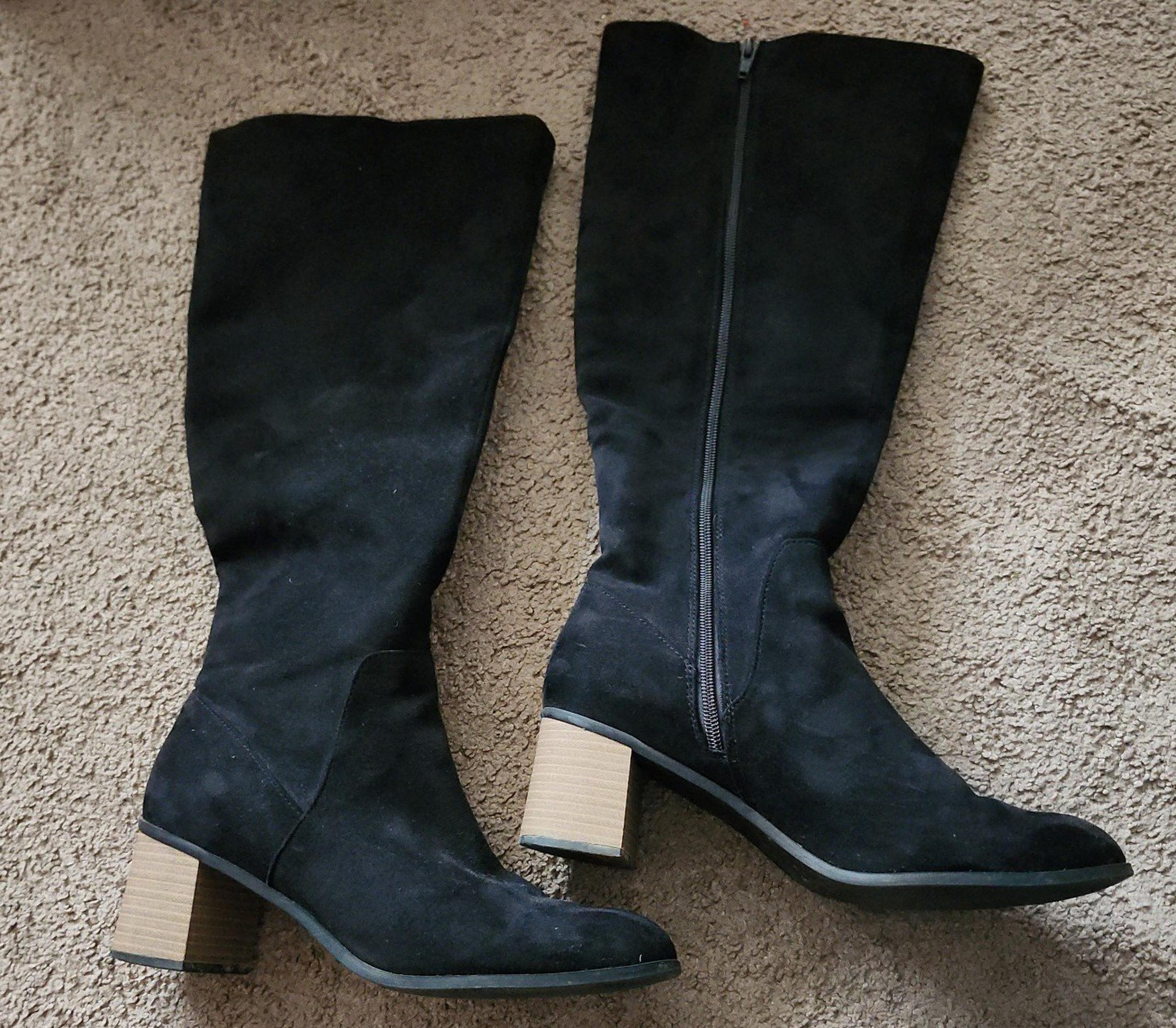 Black Boots