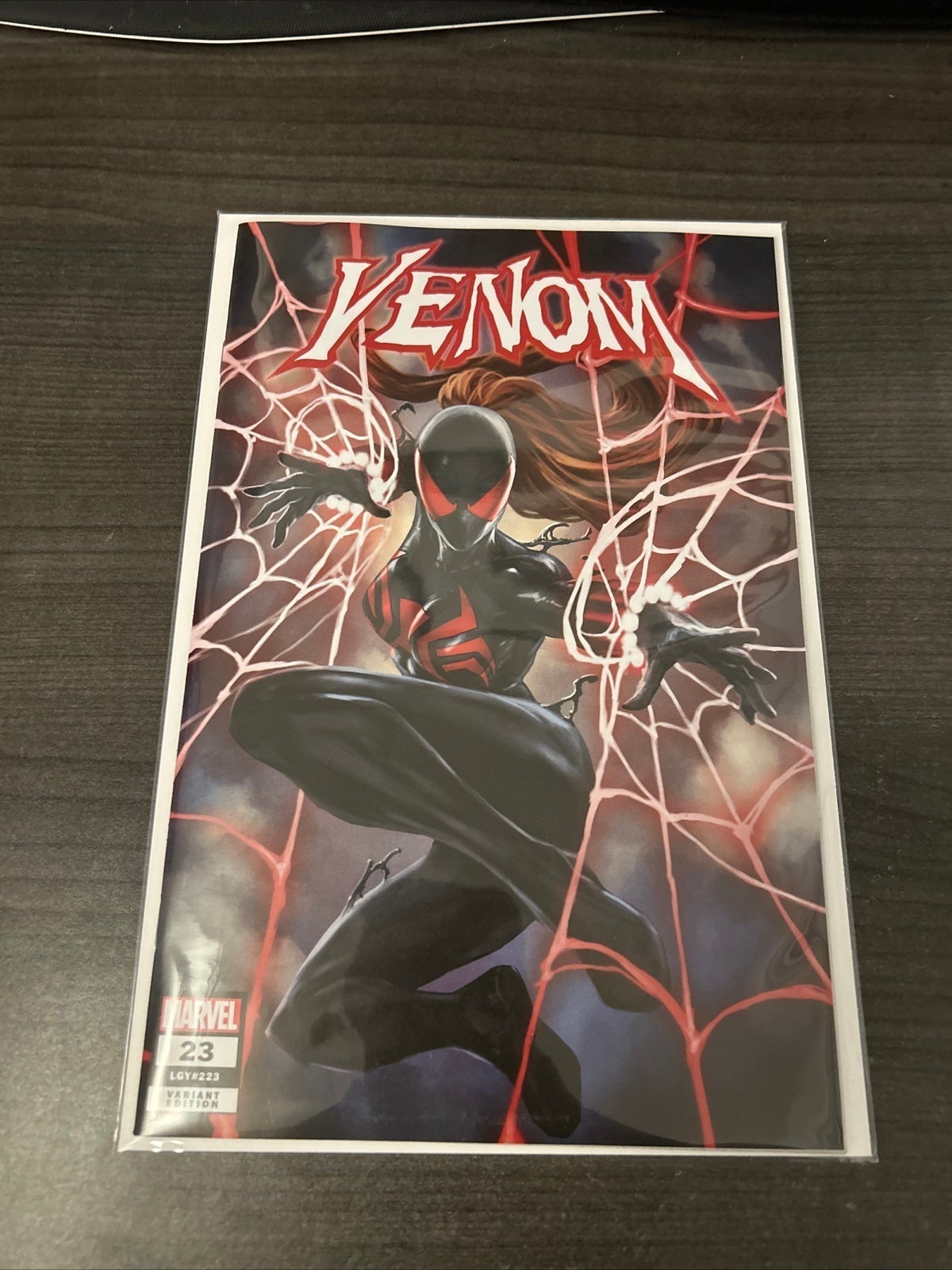 Venom #23 Skan Secret Spoiler Variant LTD 400 NM with COA