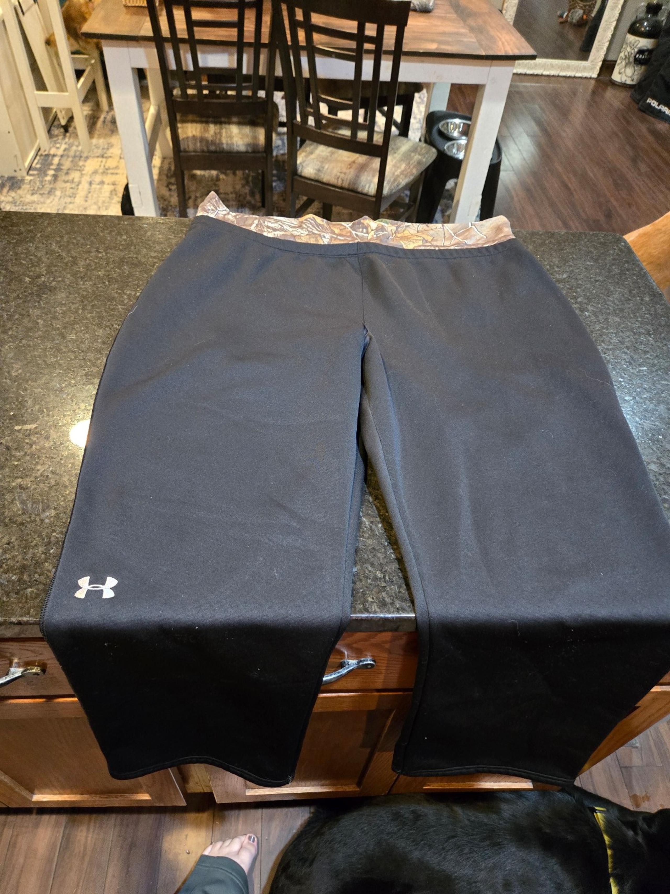 Under Armour como yoga pants size xxl