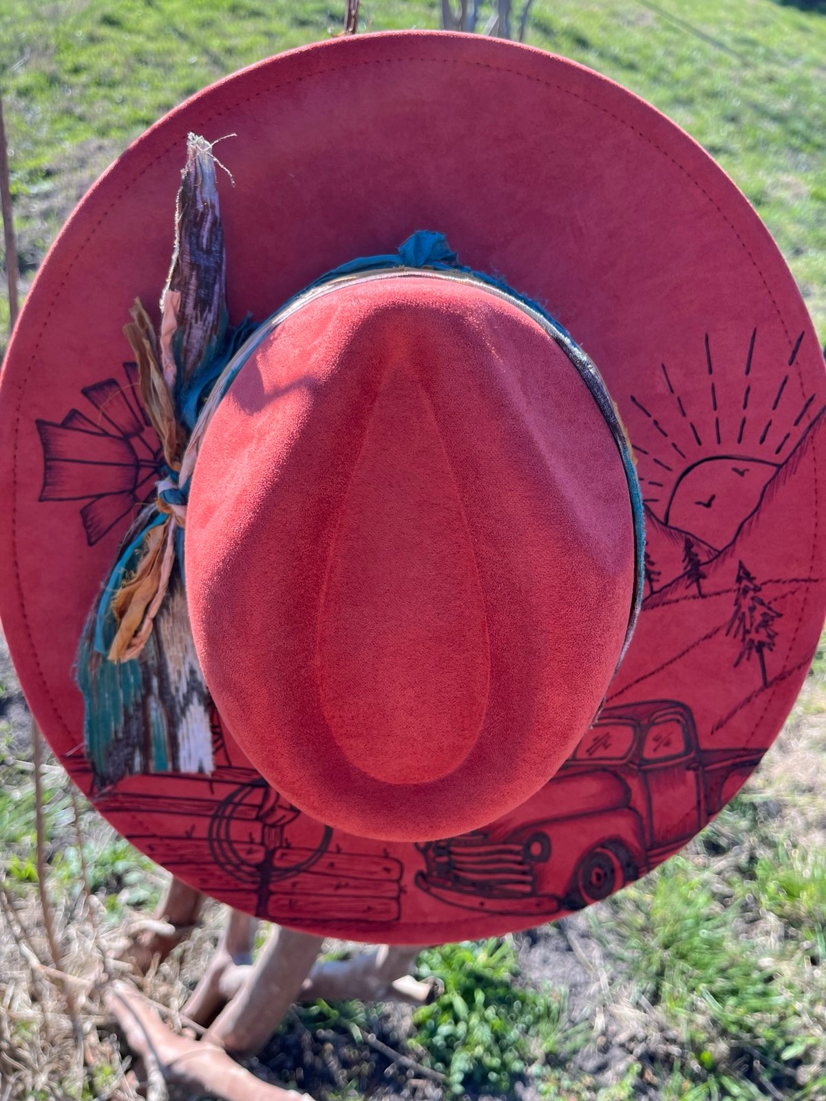 Custom women’s suede rancher hat