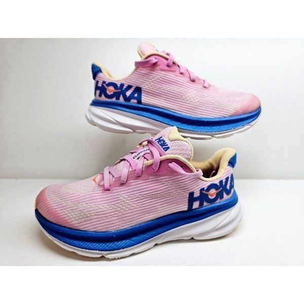 Hoka Youth 3.5 Comfy footwear