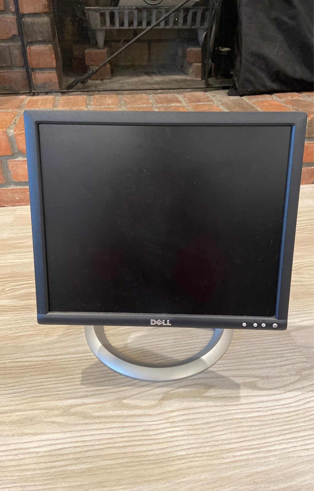 Dell monitor 16 inch