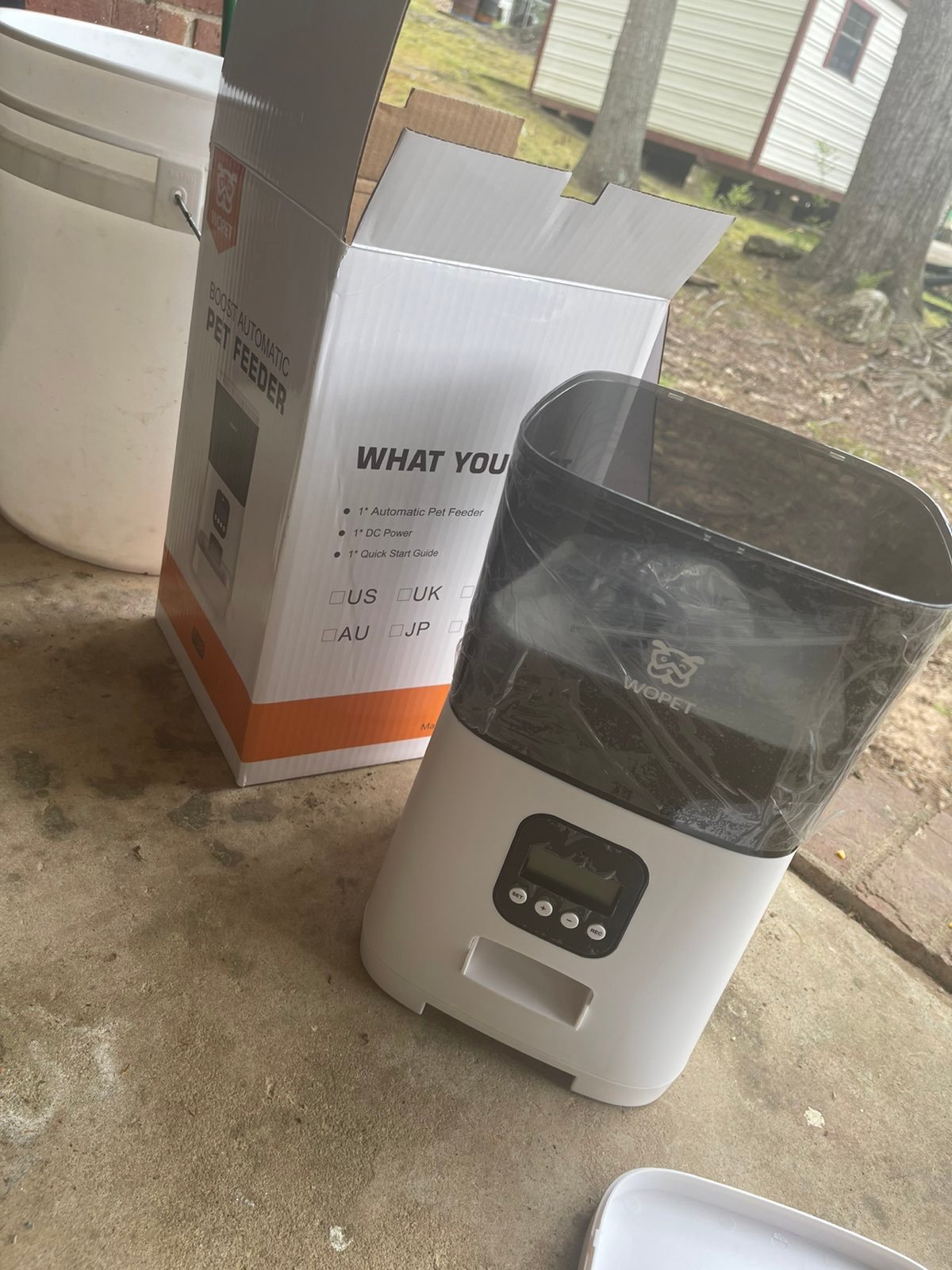 Pet Feeder