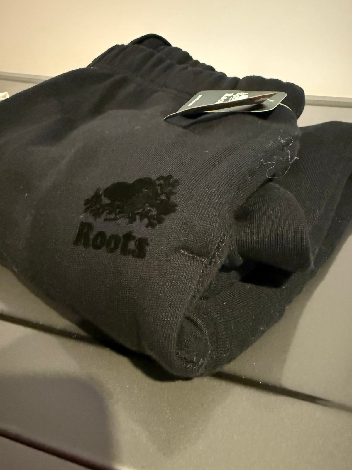 NWT Brand new Roots Black womens M with side pockets sweatpants