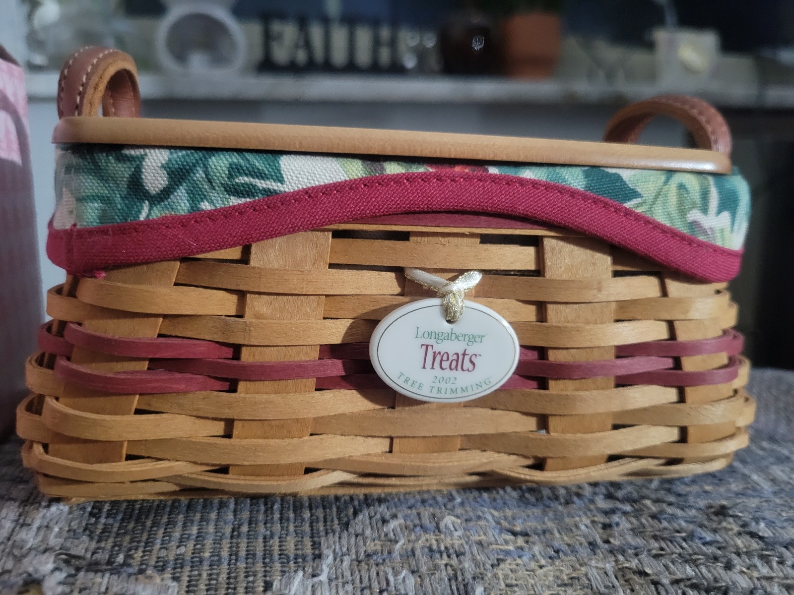 Longaberger in box Tree trimming 2002 treats basket