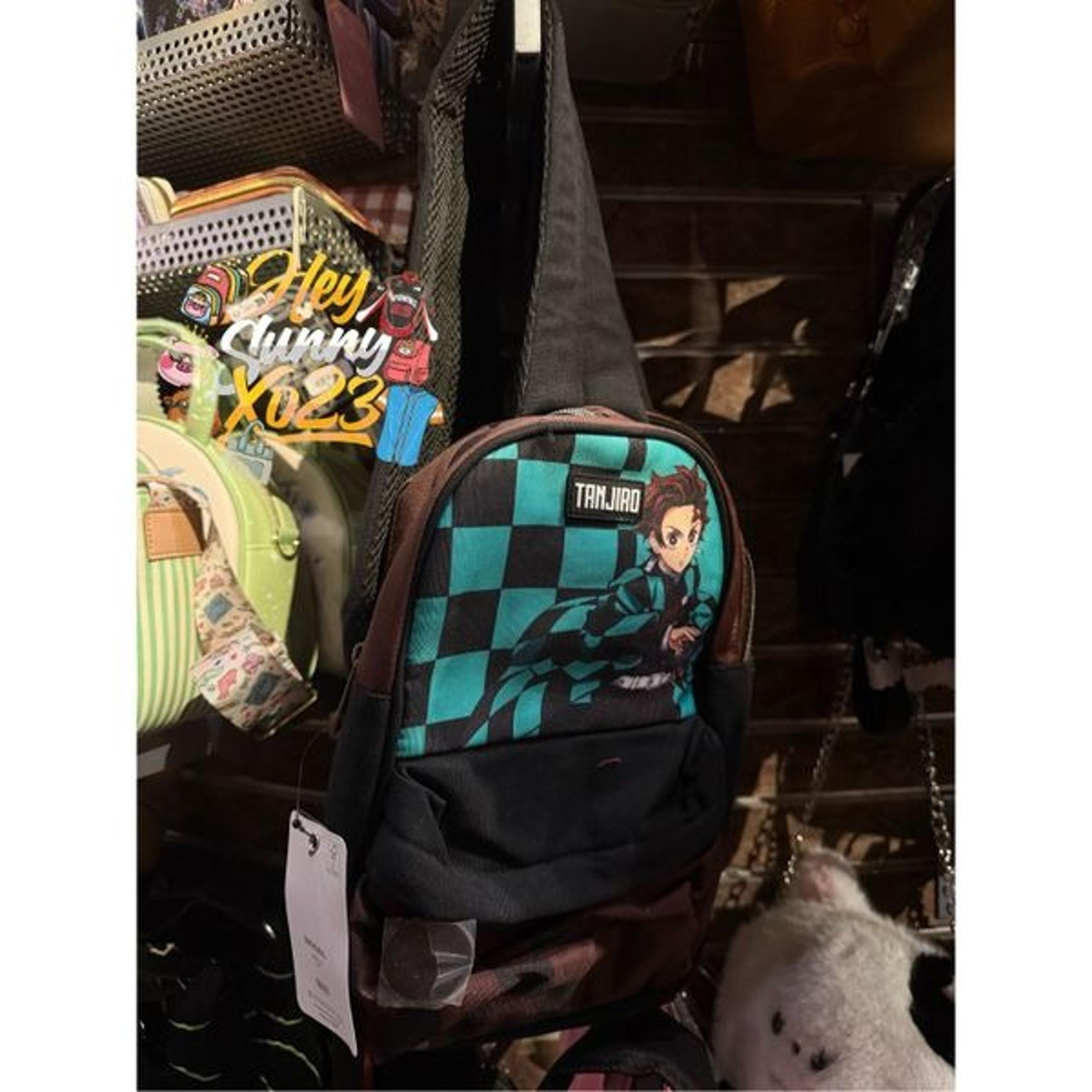 Demon Slayer: Kimetsu No Yaiba Tanjiro Sling Bag - Bioworld