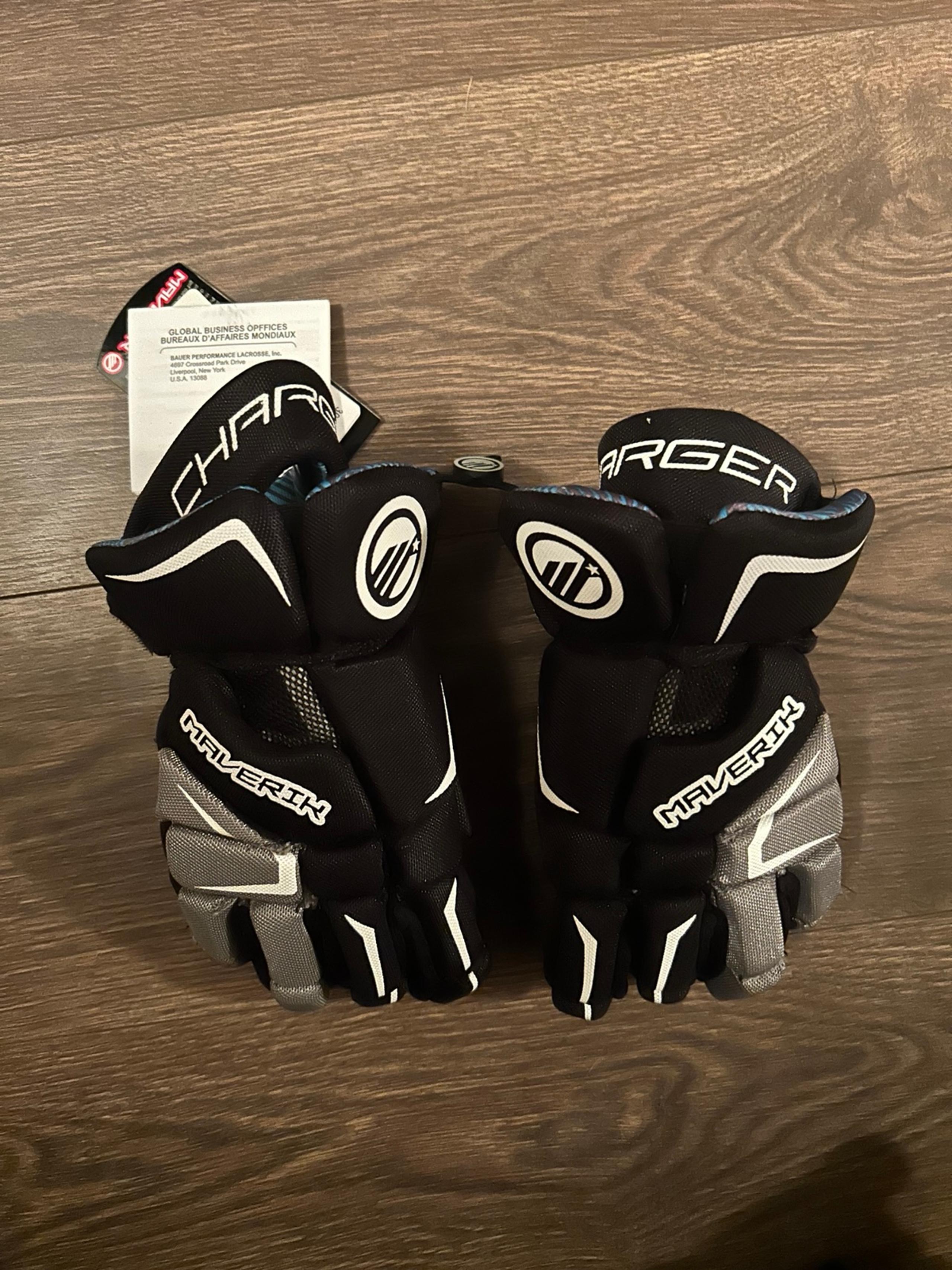 New maverick charge lacrosse gloves SMALL