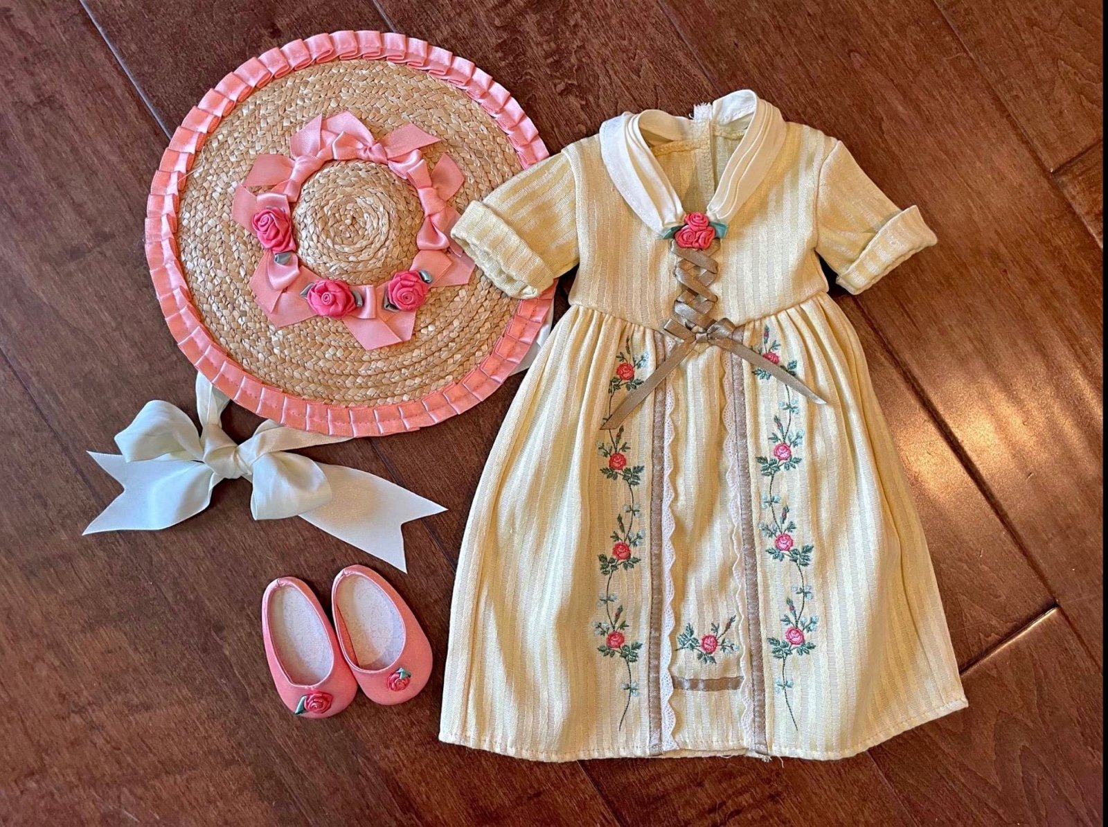 18 American Girl Doll Felicity Tea Lesson Gown Complete Outfit Dress Hat Shoes