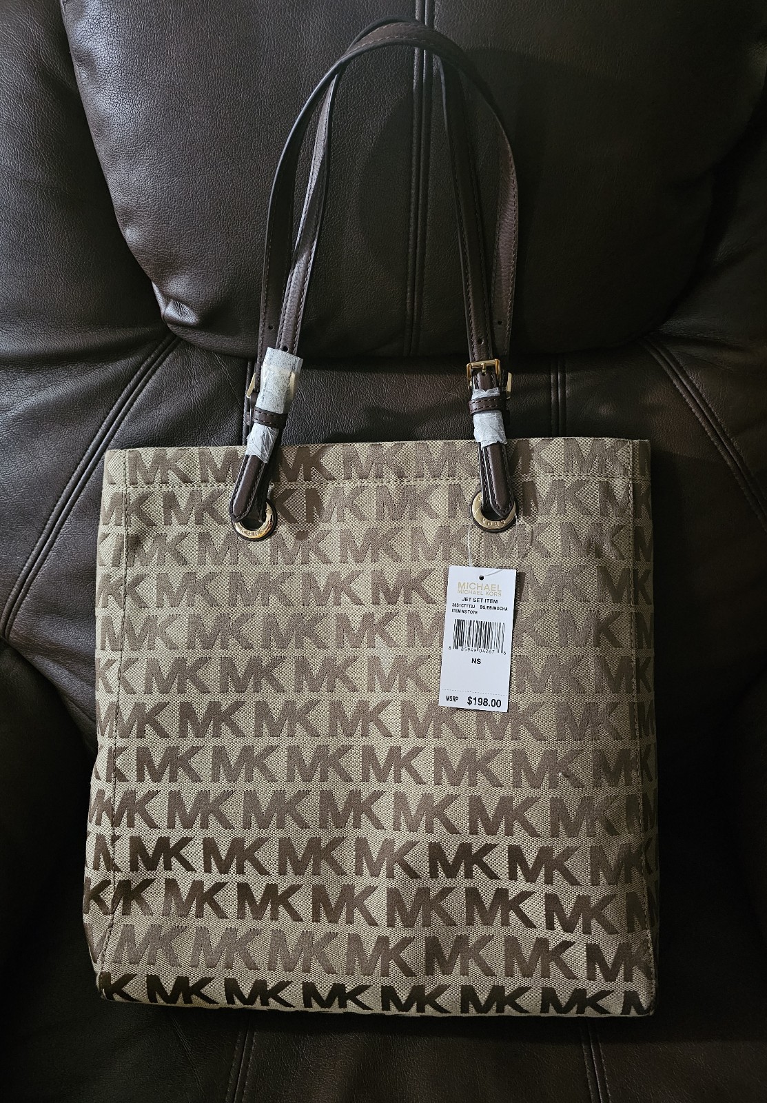 MICHAEL KORS JET SET ITEM PURSE