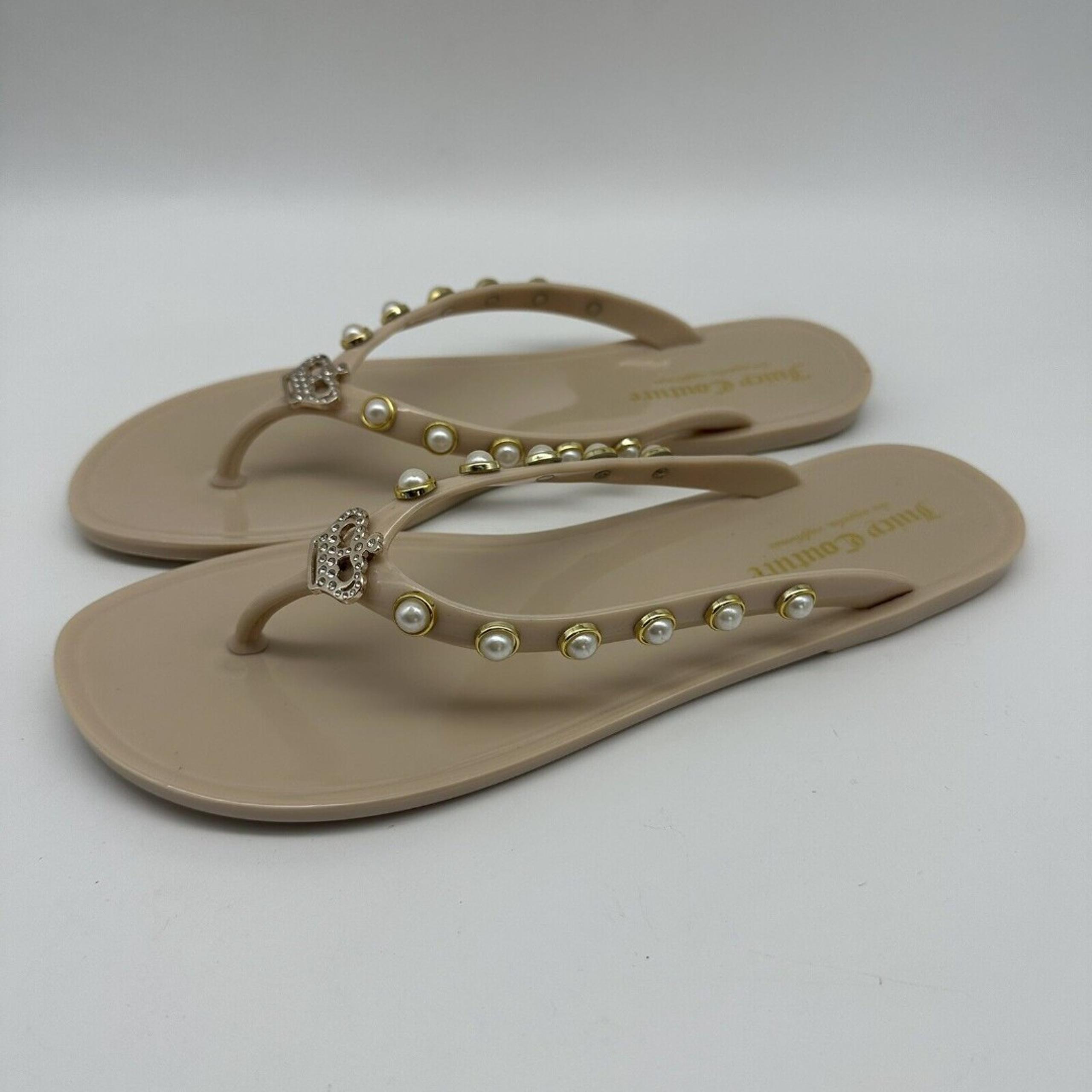 JUICY COUTURE Flip Flop Sandals Womens Taupe Rubber Faux Pearls Crown Size 9/40