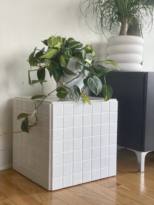 SET OF TWO END TABLES | ACCENT TABLES | BEDSIDE TABLES