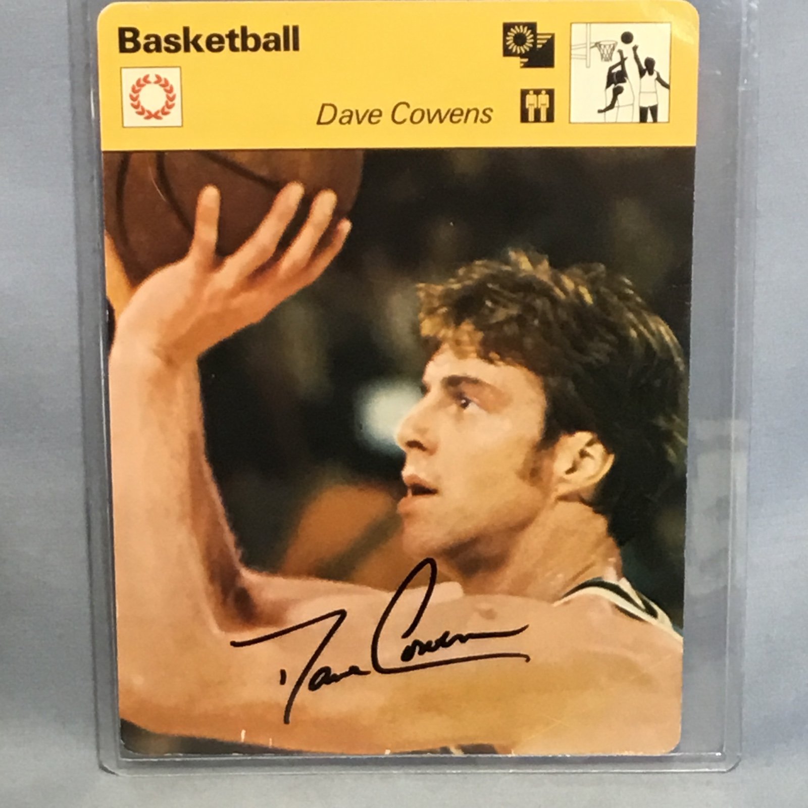 Dave Cowens Boston Celtics Basketball Autographed Info Card