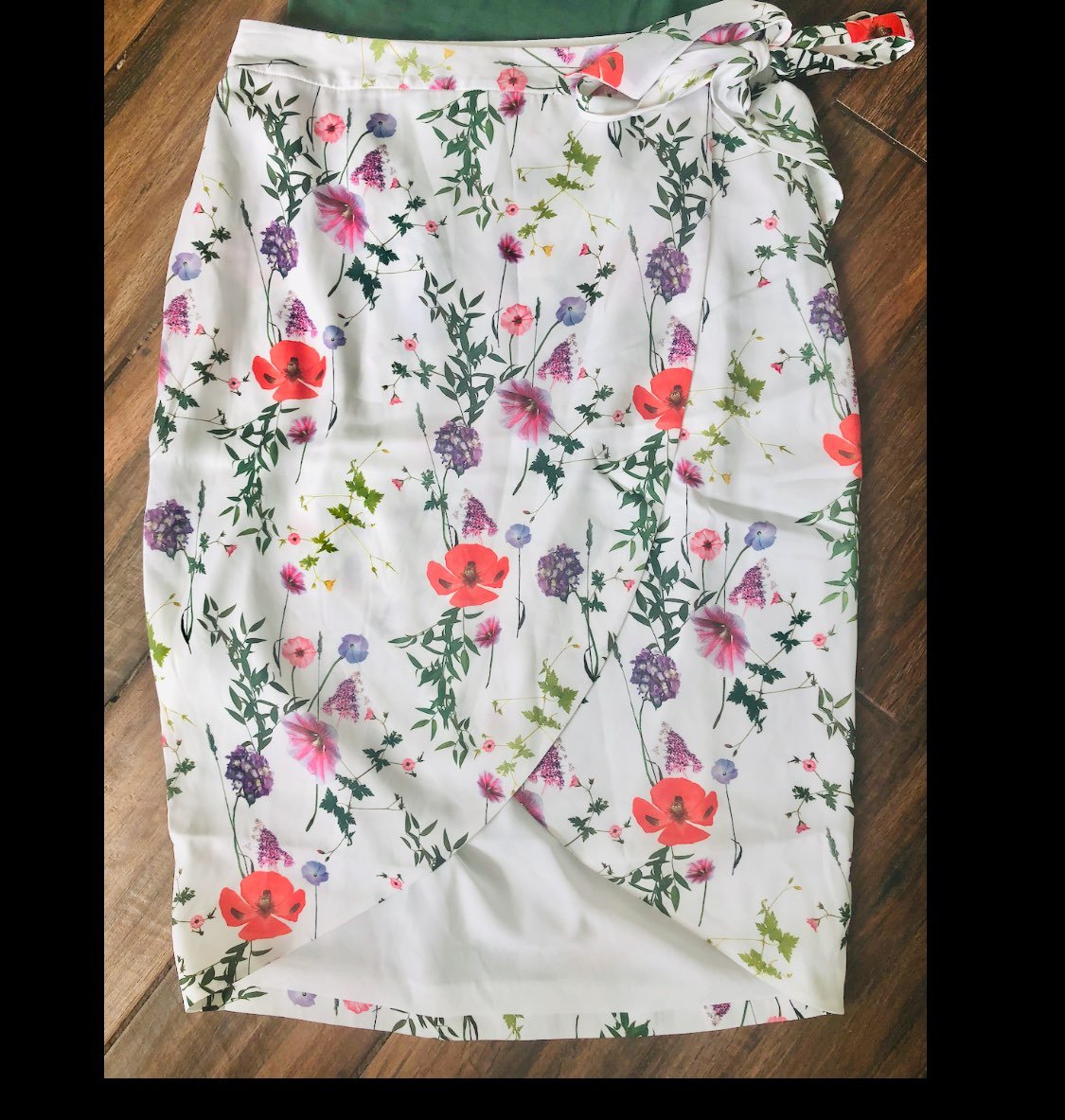NWT Ted Baker London floral wrap skirt
