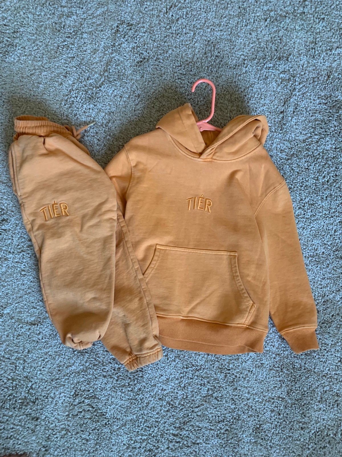 Tier toddler set