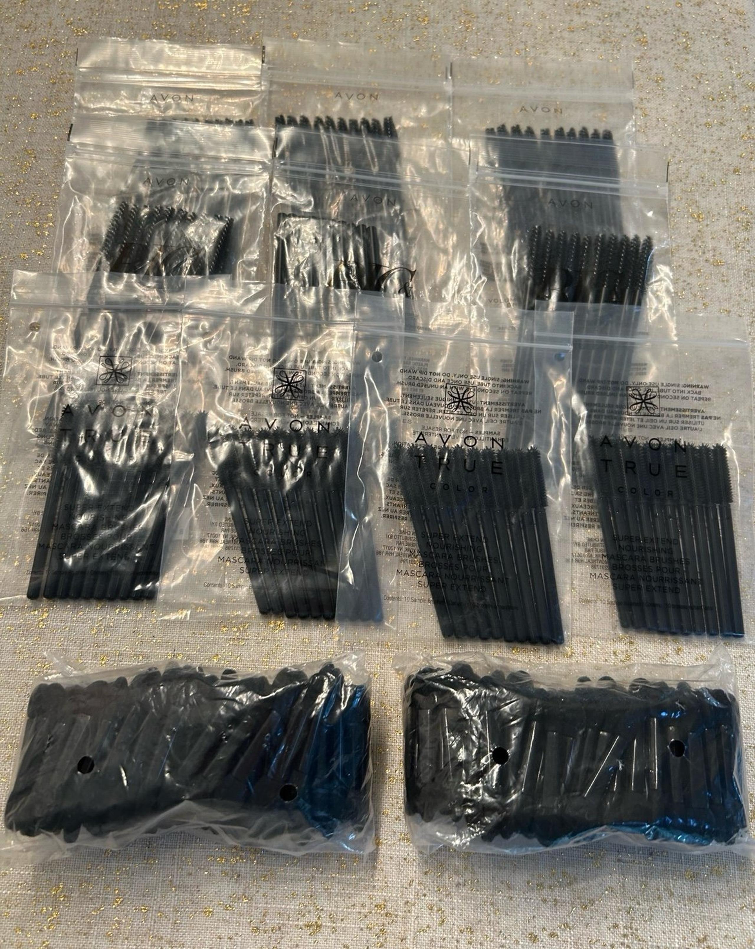 Disposable Makeup Applicators - Mascara / Eyebrow Brushes Eyeshadow Applicators - Avon