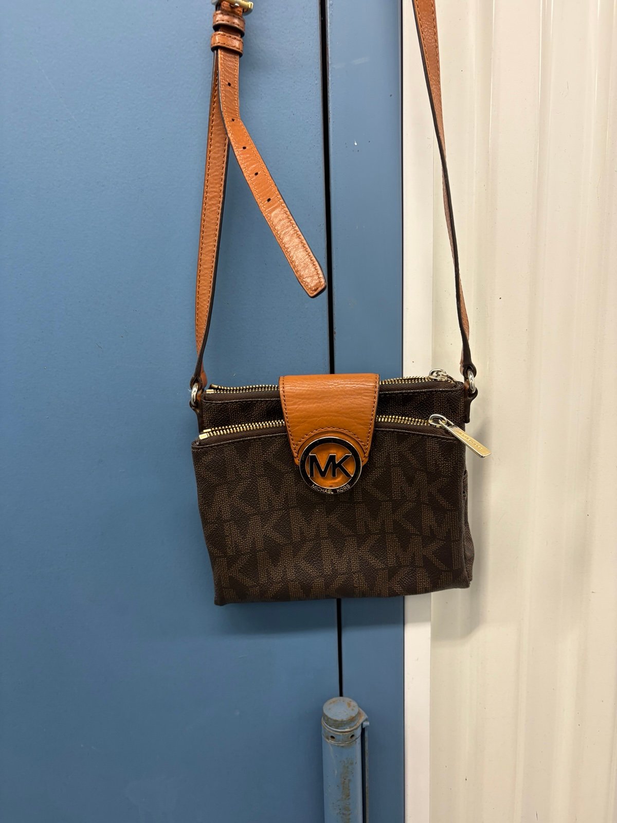 Michael Kors crossbody