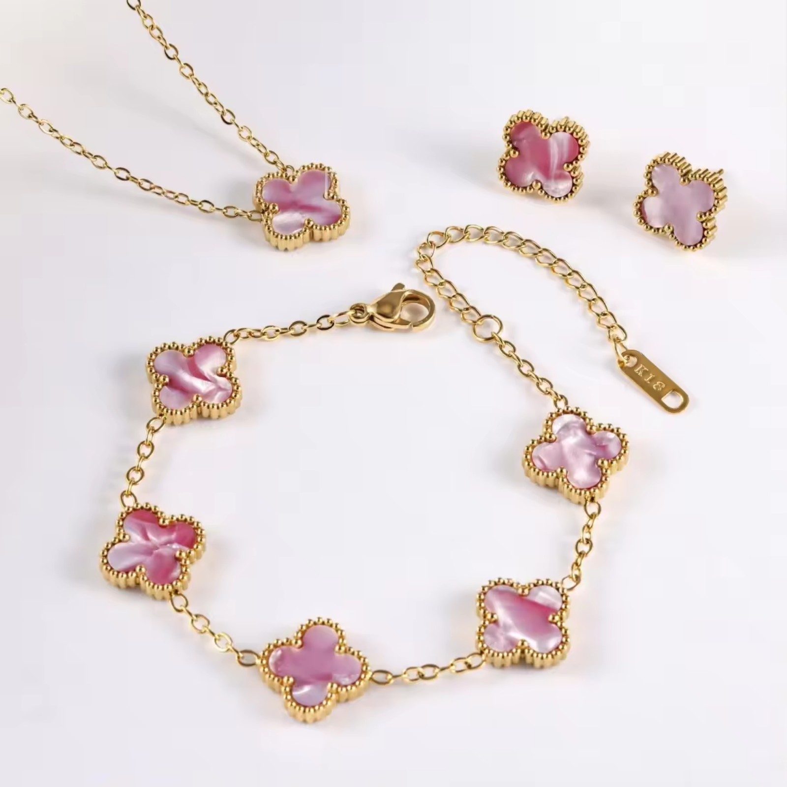 18k Gold Plated Clover Set Bracelet Pendant Studs Motifs Pink Mother of pearl