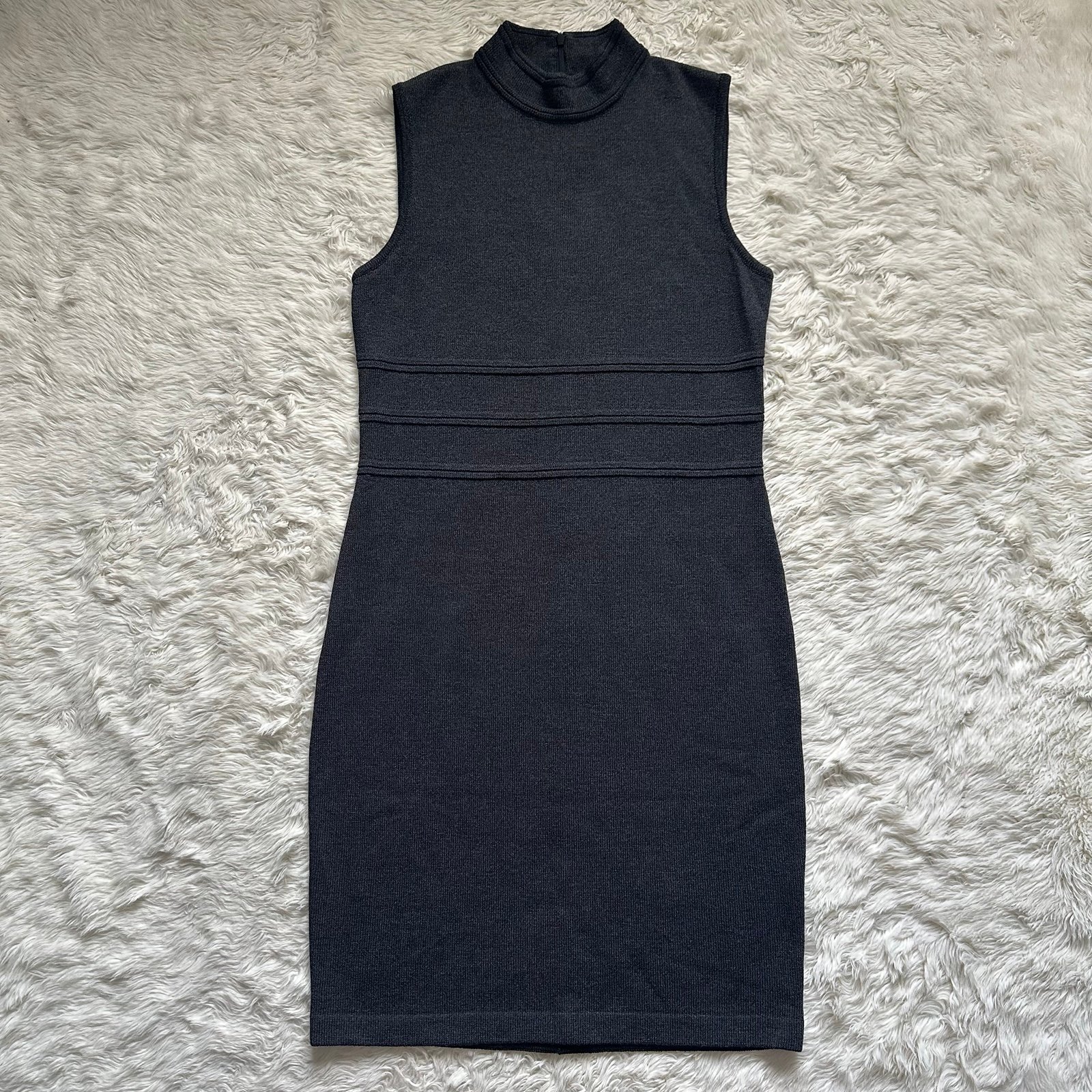 St. John Dress Sleeveless Mockneck Knee Length Knit Vintage Charcoal Gray 6