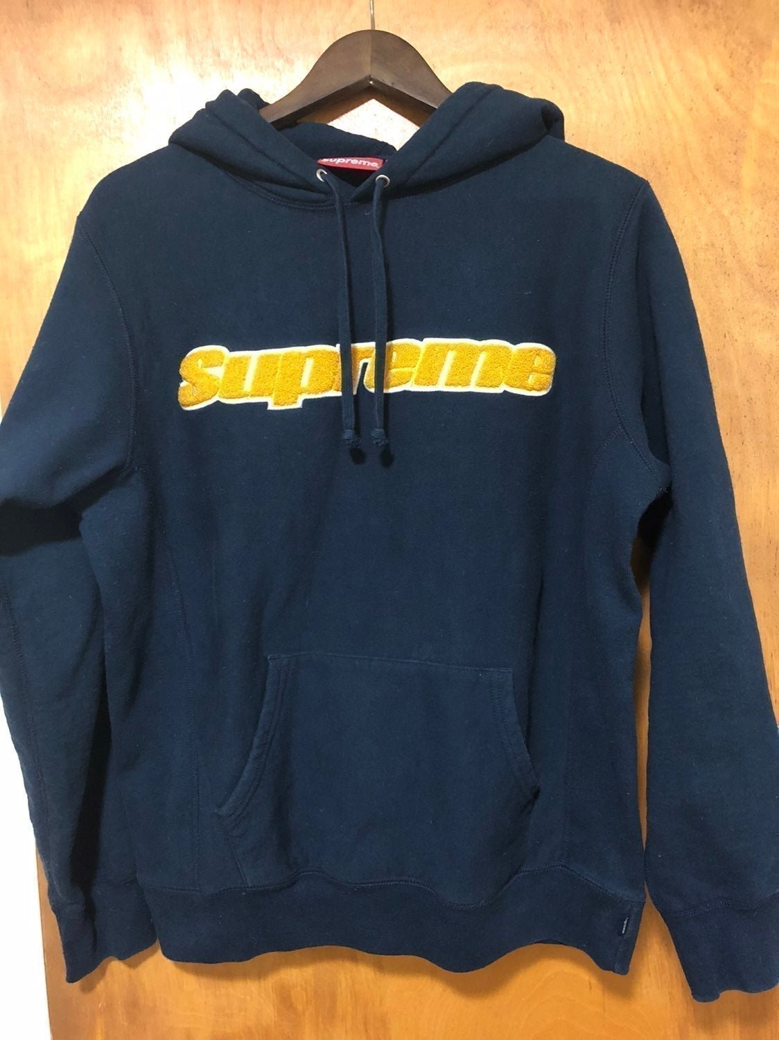 Supreme hoodie