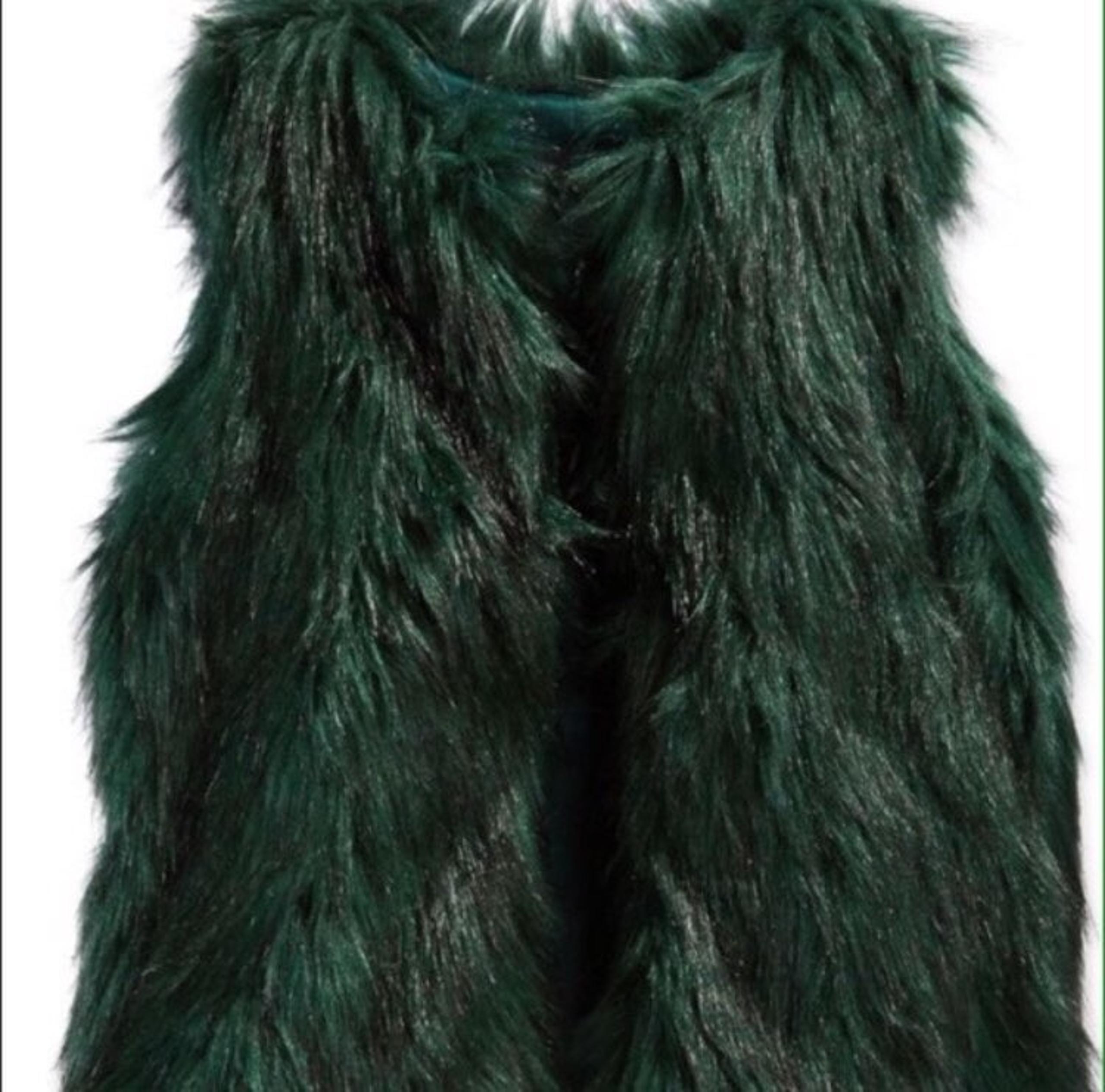Jessica Simpson Faux Fur vest