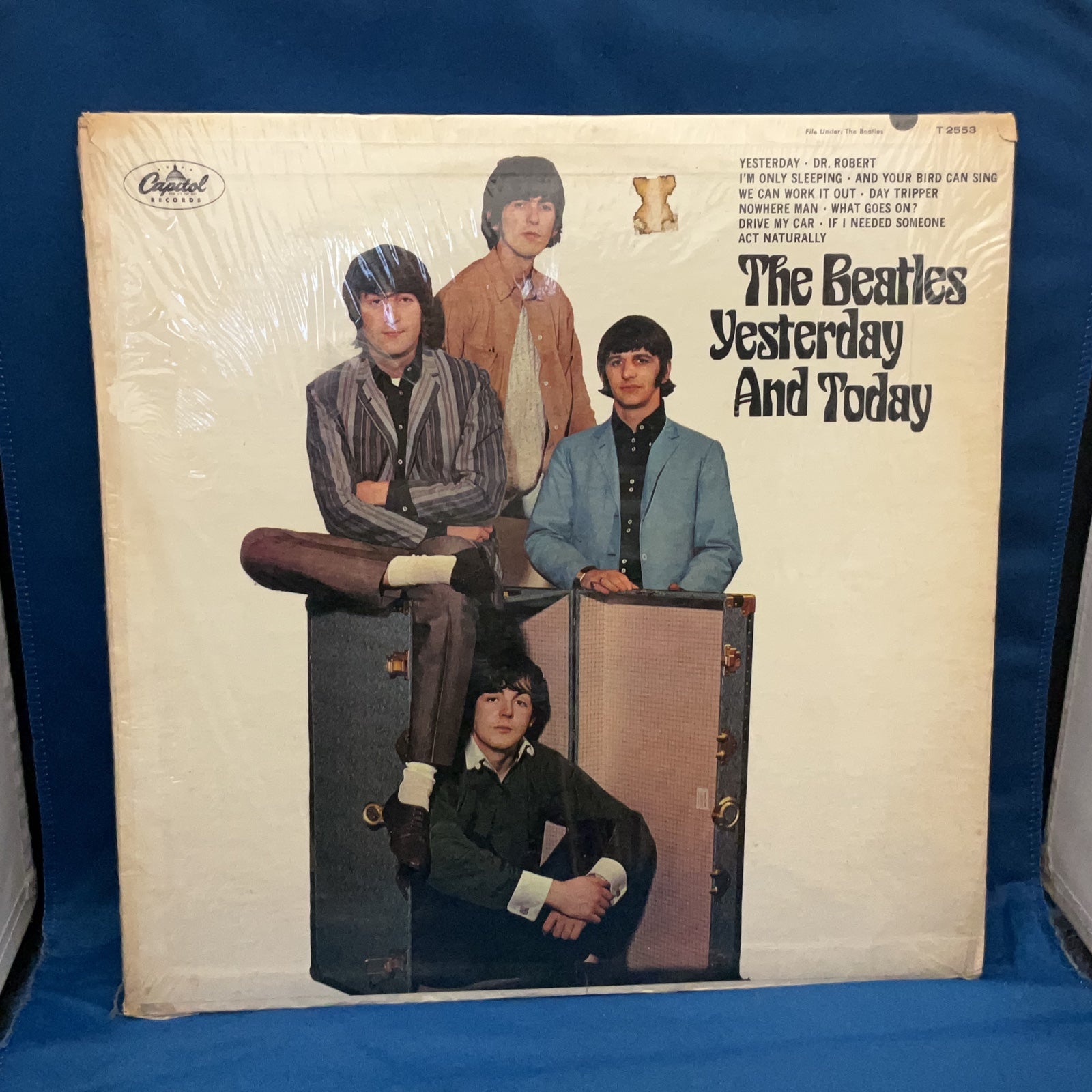 The Beatles Yesterday and Today T2553 Vinyl WITH BONUS RECORD