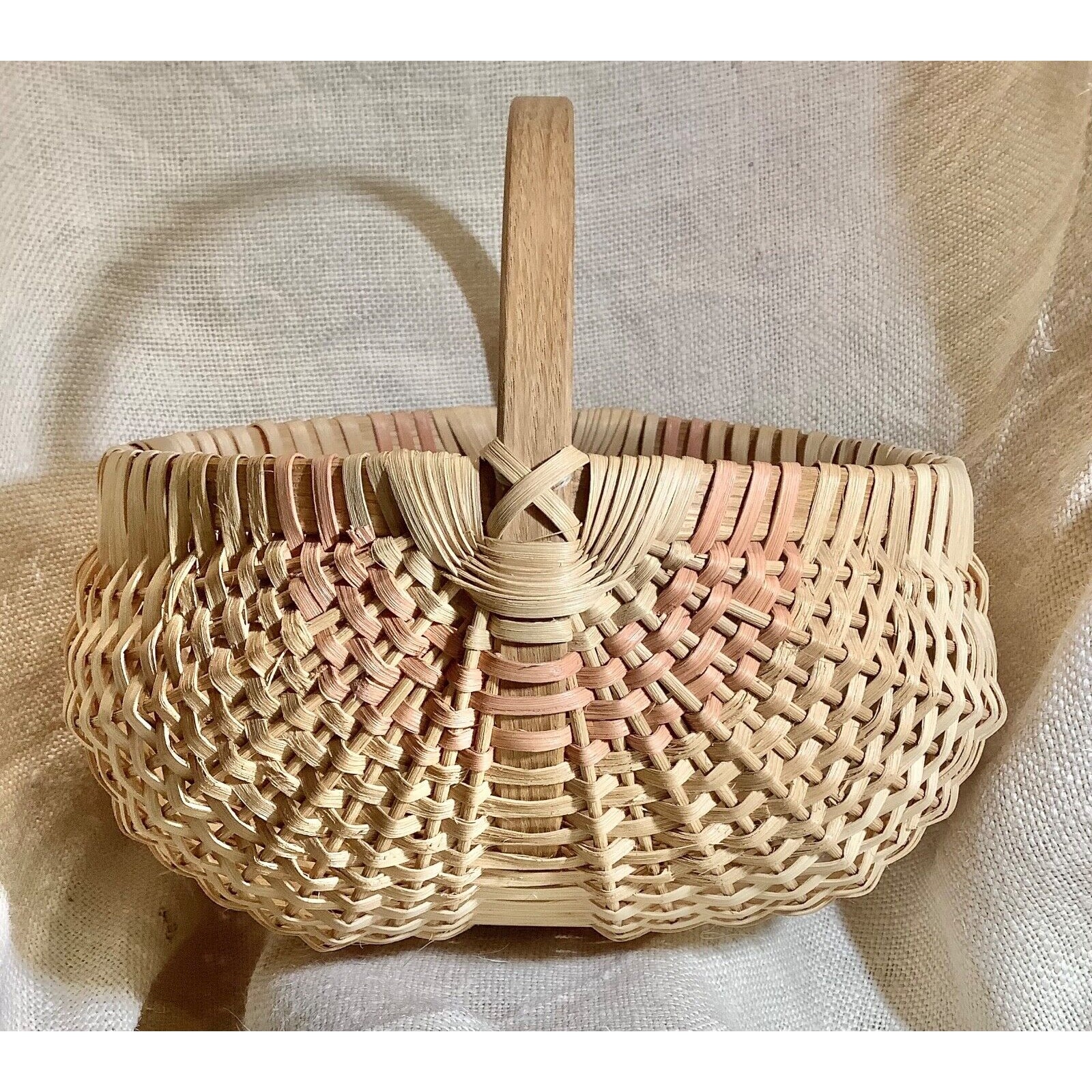 Bi-Color vintage 1986 Cathy Engberg buttocks egg basket farmhouse primitive