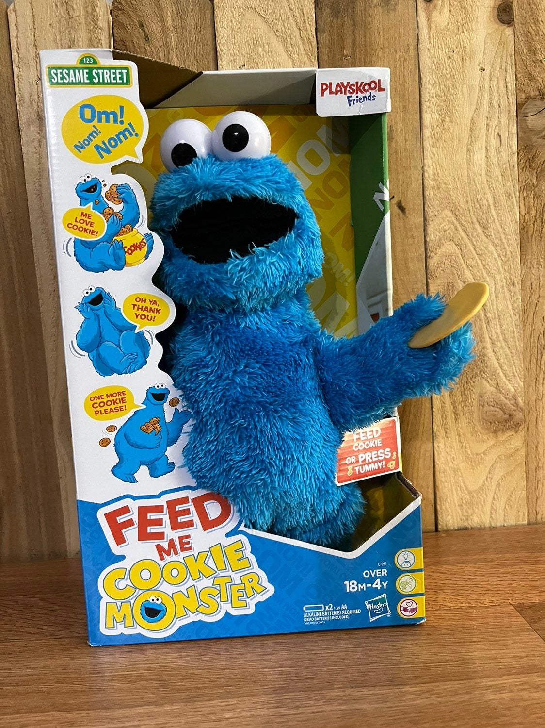 Sesame Street Feed me Cookie Monster