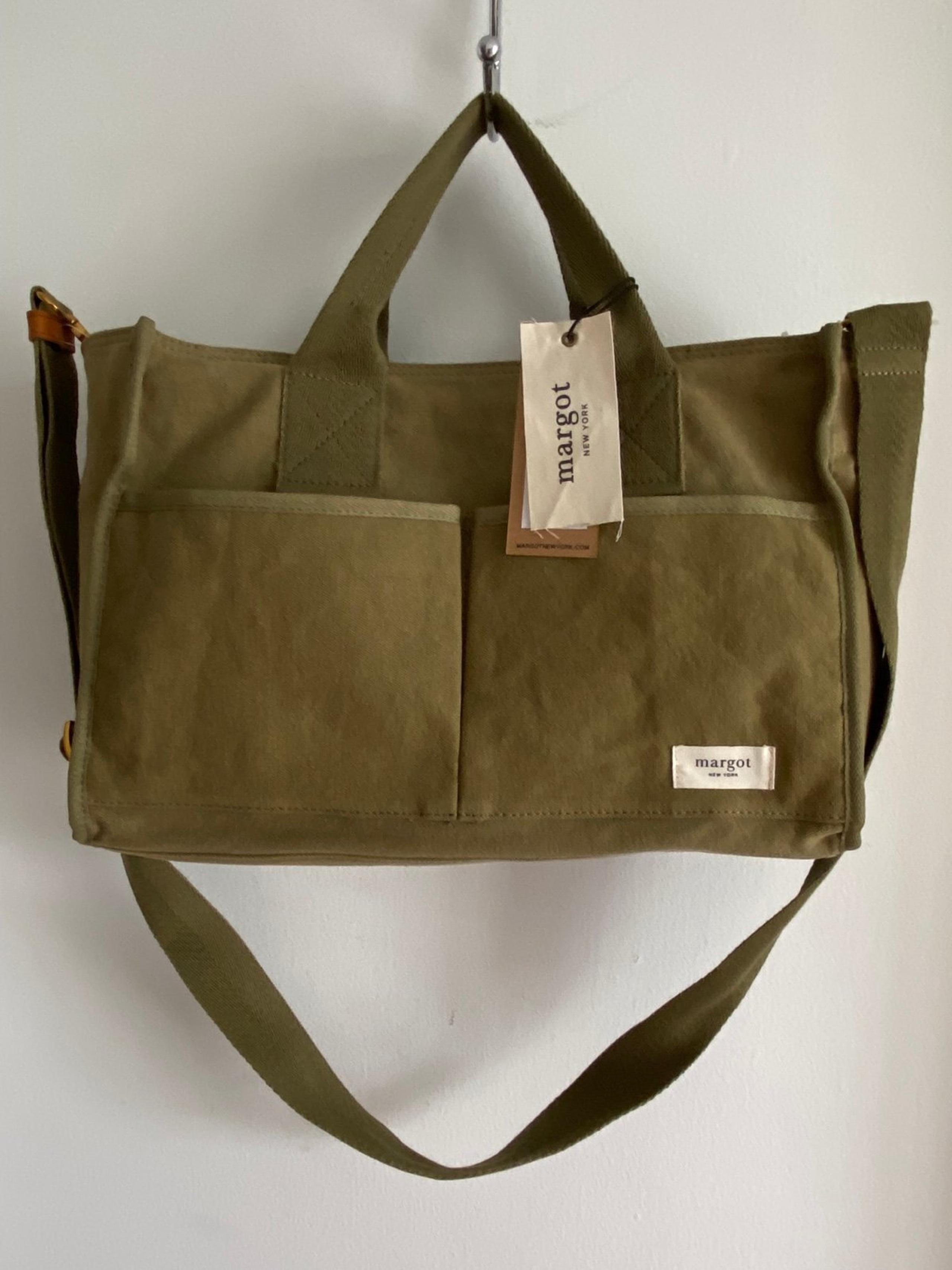 NWT Margot New York canvas green purse