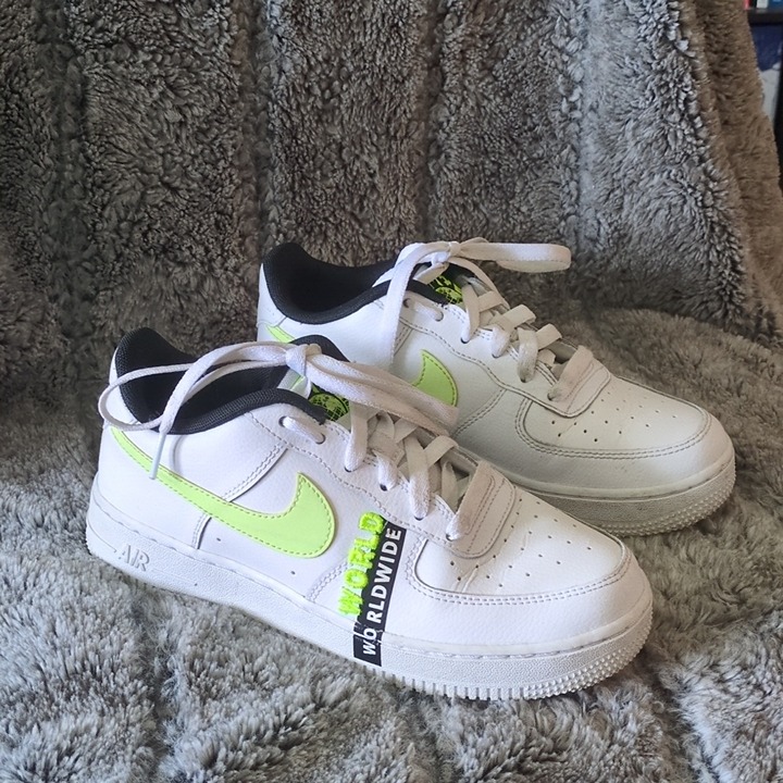 Nike Air Force 1 Low Worldwide sz 5.5Y CK6924-101