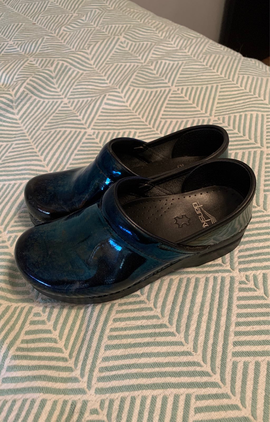 Dansko Brown Unisex Mules/Clogs Size