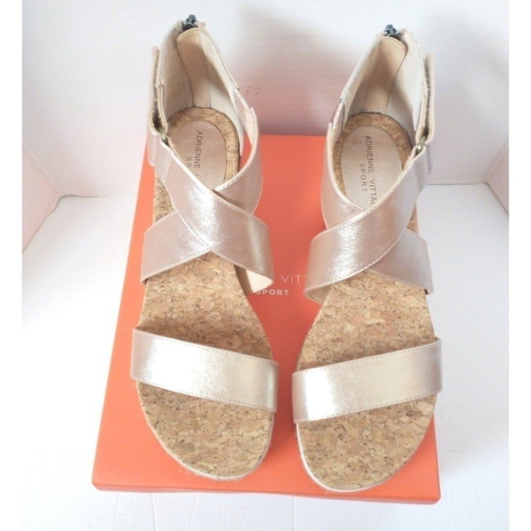 New! ADRIENNE VITTADINI Criss-Cross Sporty Wedge Sandals Open-Toe Champagne 10