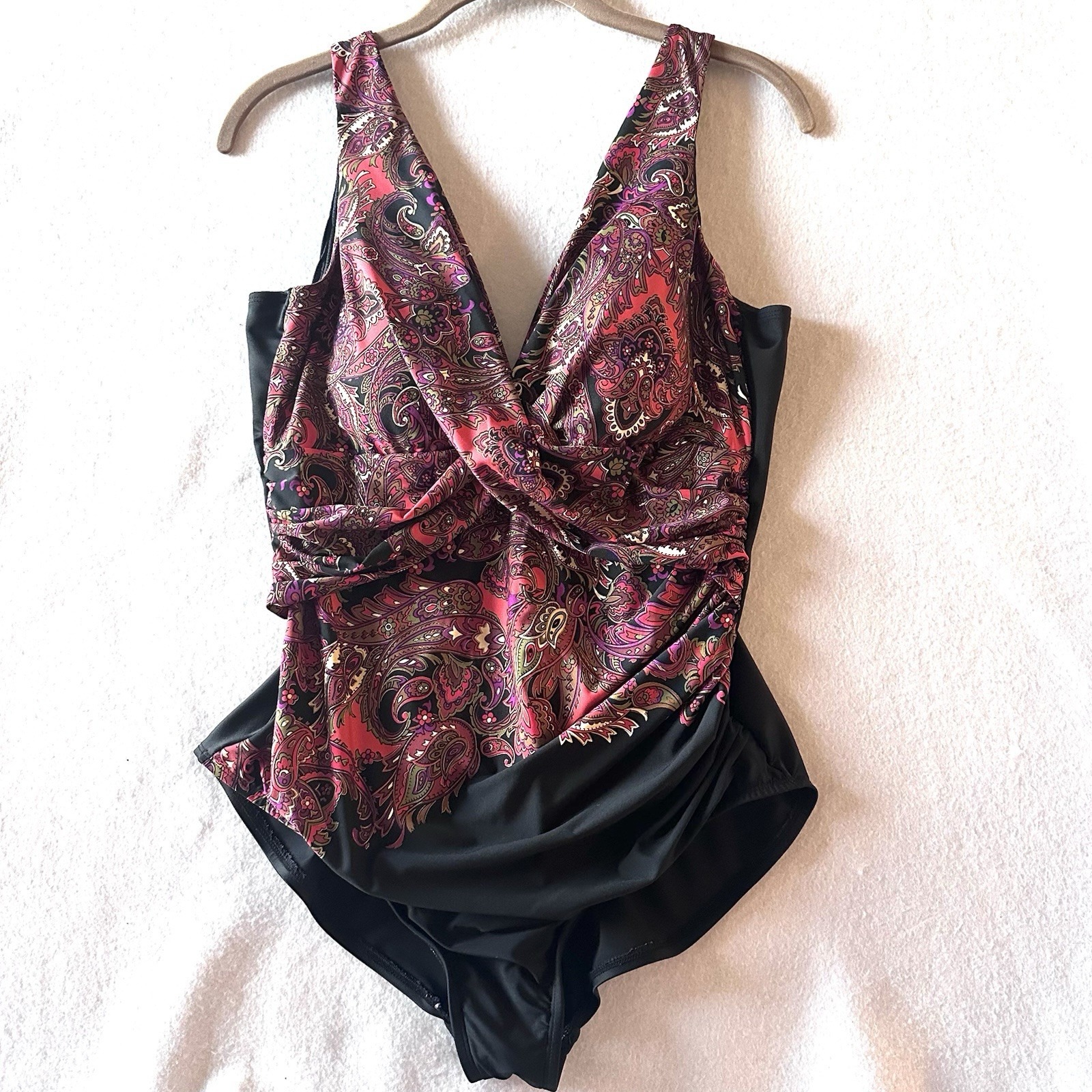 Miraclesuit Sz 16 Kashmir Traveler V Neck Wireless Slimming 1 One Piece Swimsuit