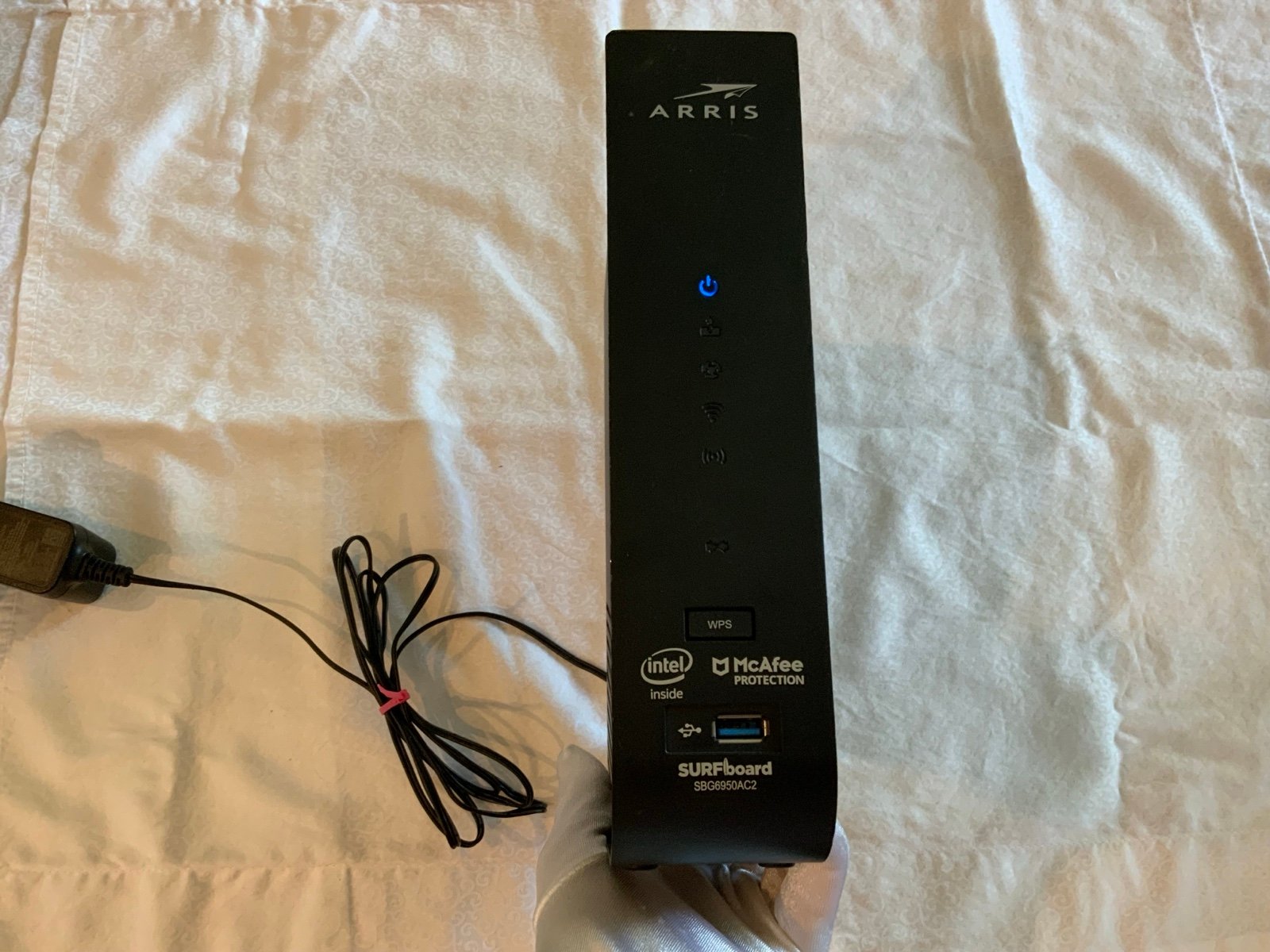 ARRIS Surfboard SBG6950AC2 Cable Modem and WiFi Router McAfee