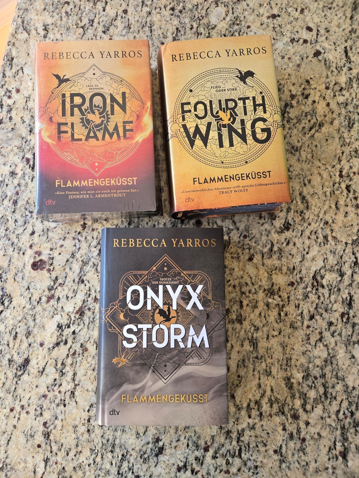 Fourth wing, iron flame and onyx storm ( German Edition)