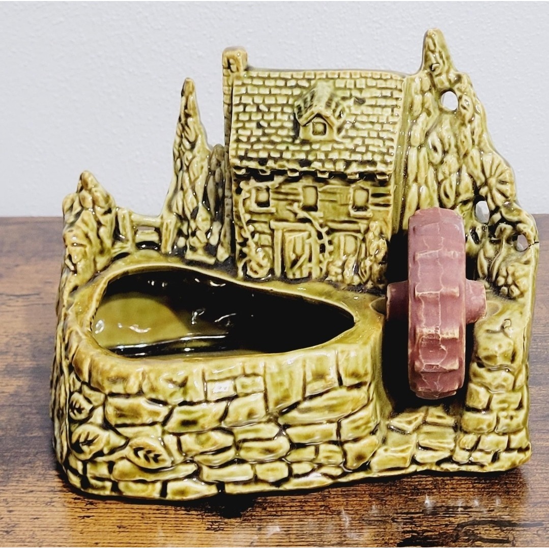 Vintage Green Planter Cottage Shawnee U.S.A 769 Ceramic Grist Mill Water Wheel