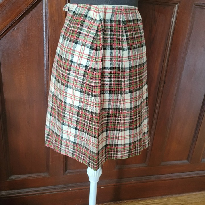 Pendleton Womens Vintage Plaid A-Line Wool Skirt Size 12 Red/Green Check