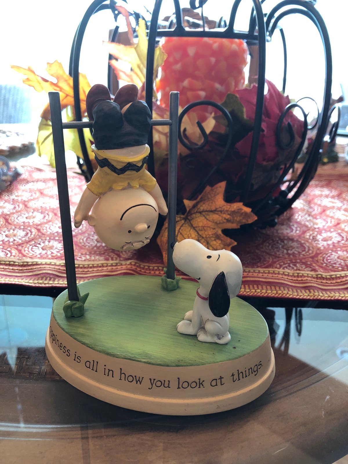 EUC PEANUTS COLLECTION FIGURINE