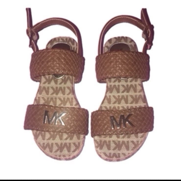 A NWOT Michael Kors Sandals