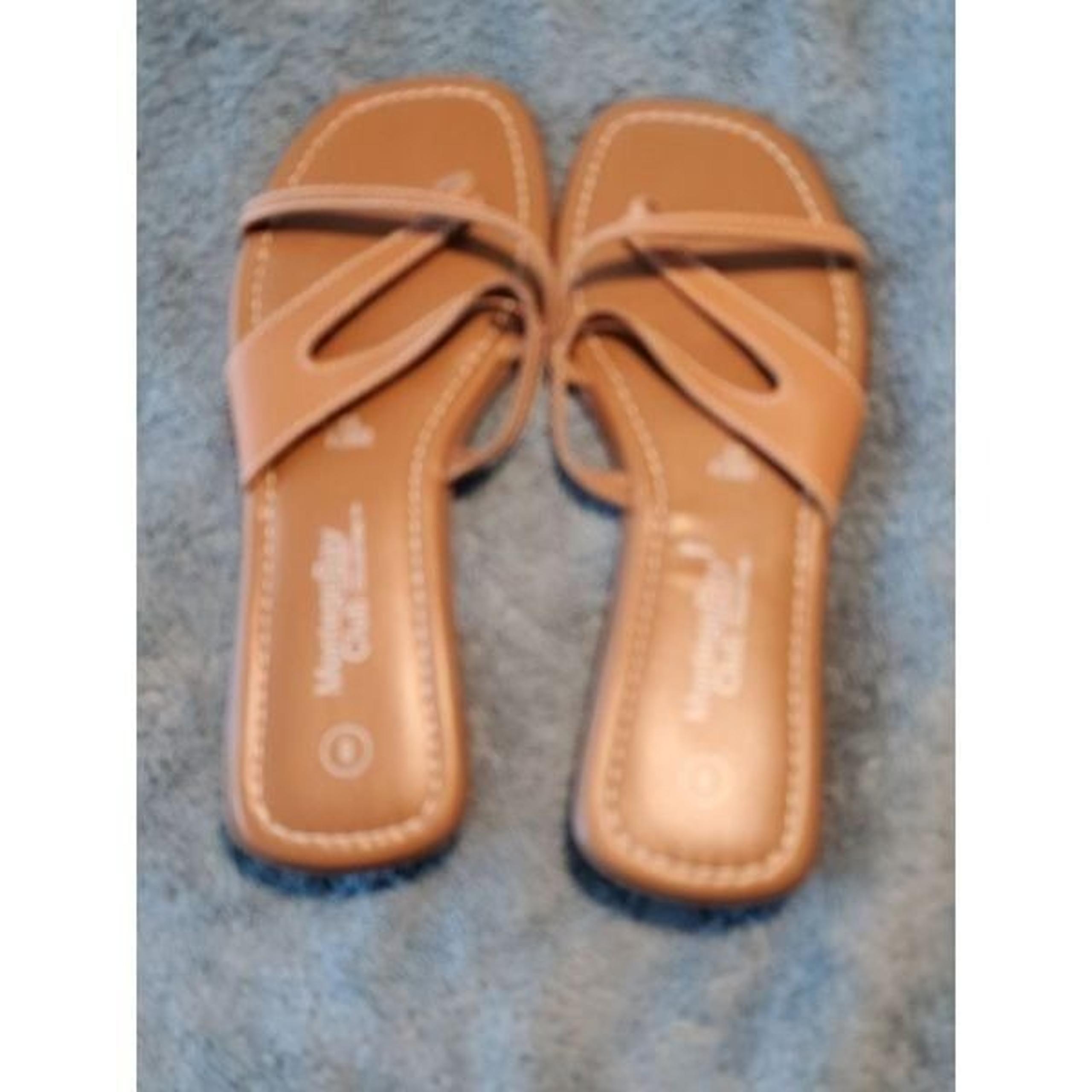 Women's Montego Bay Club leather sandals size 8