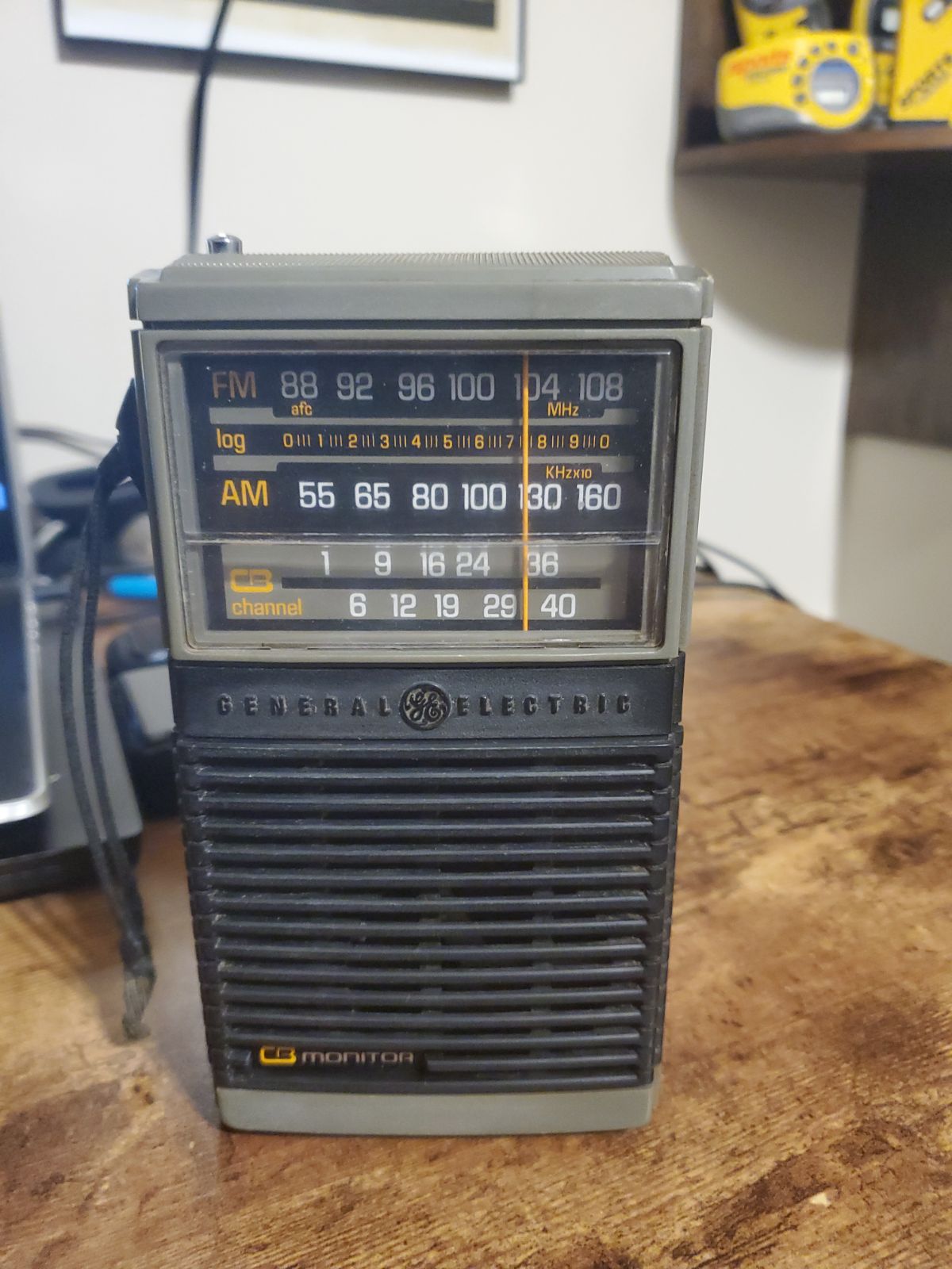 General Electric Monitor newest 7-2912-A CB/AmF