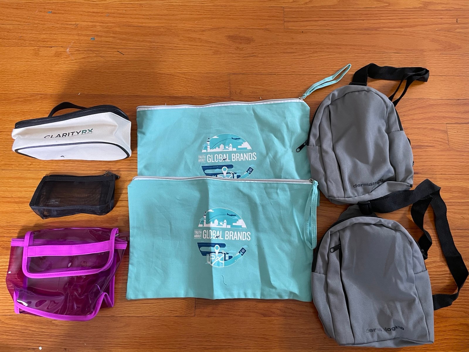 Lot of 7 Cosmetic / Travel Bags